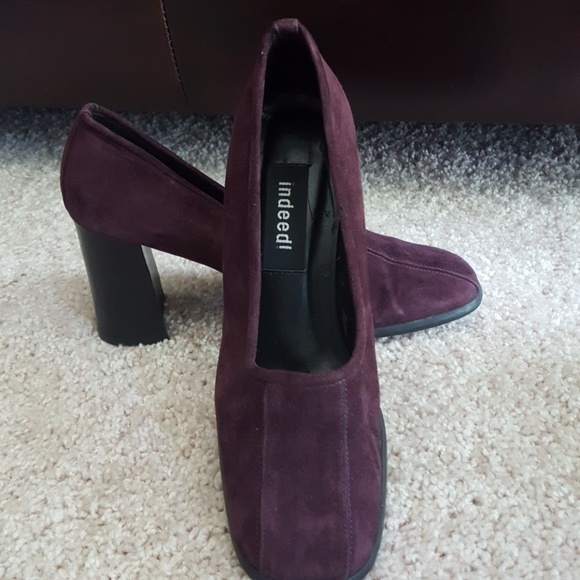 Shoes - Picture 3 of 8